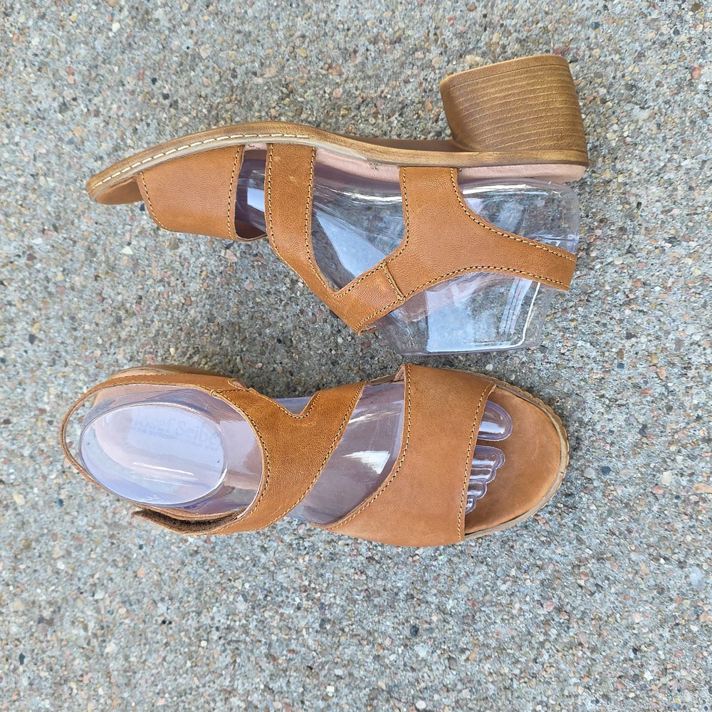 Josef Seibel Juna 02 Camel Block Heeled Sandals